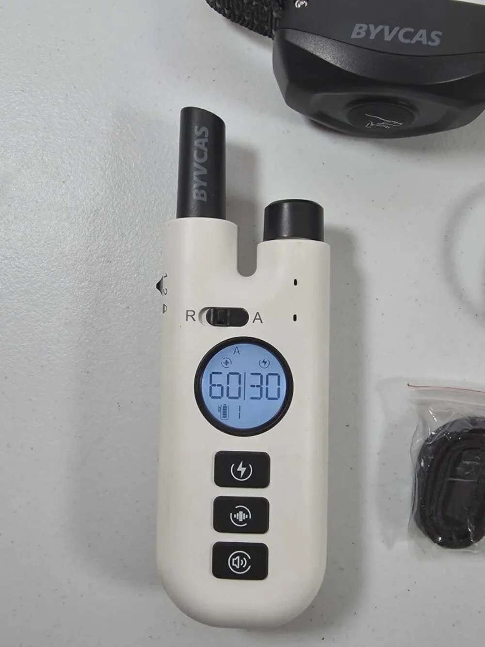 DOG TRAINING BARK COLLARS WITH REMOTE BYVCAS DUAL ACTION USED ONCE